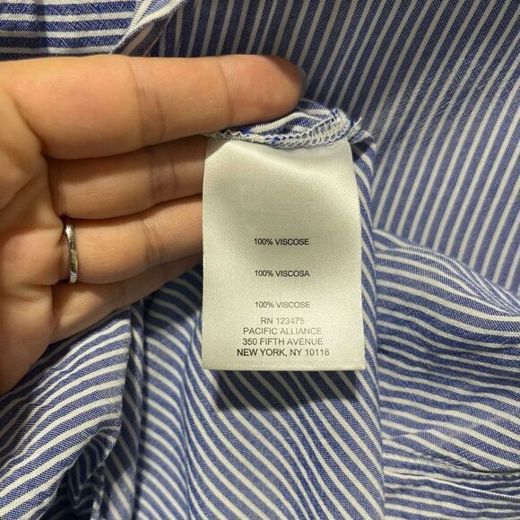 Jones New York Stripe Button Down Tie Front Top Size M - Picture 13 of 13
